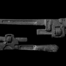 Tubing cutter
